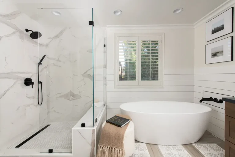 Modern Solutions for Small Bathroom Remodels: Functionality Meets Style Bathroom Remodels